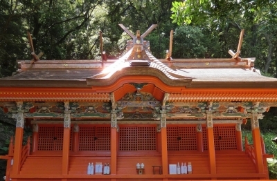 信達神社本殿