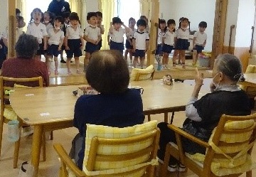 にこにこ訪問交流