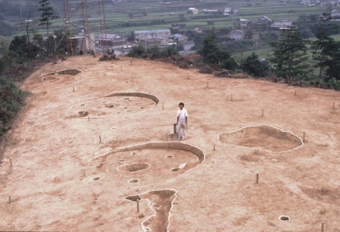 (写真)滑瀬(なめんじょ)遺跡全景