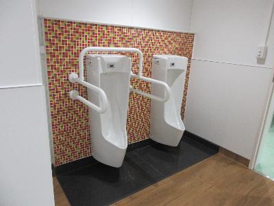 改修後の小便器