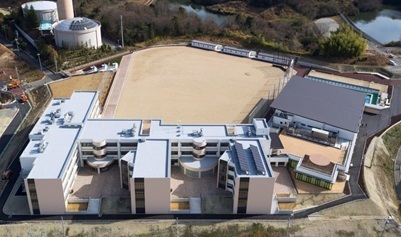 大阪府和泉市立南松尾はつが野学園（義務教育学校）