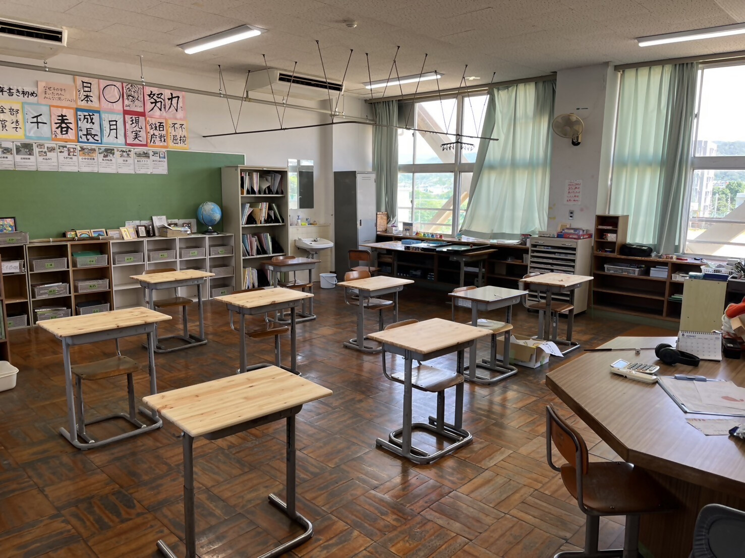 机の天板交換