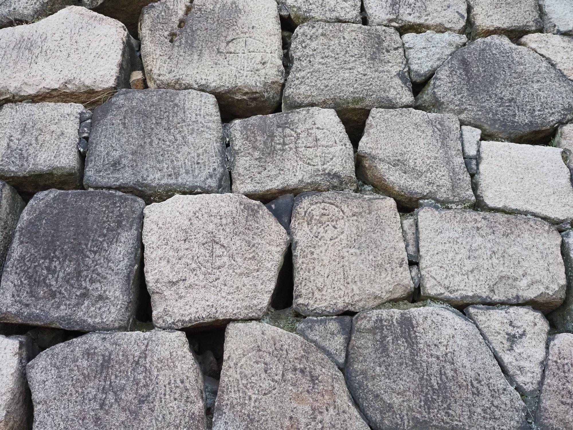 第5回「飛鳥時代の宮跡をめぐる2」石垣の刻印