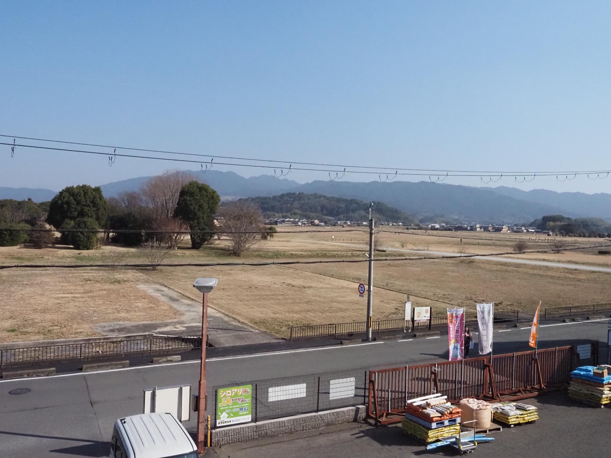 藤原宮跡（資料室から望む）