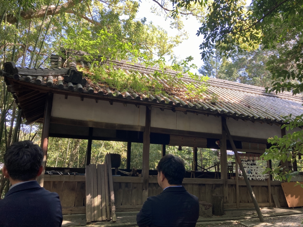 信達神社割拝殿1