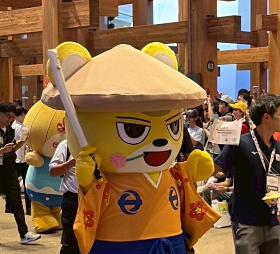 リング下泉南熊寺郎行進